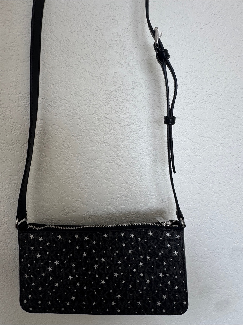 Michael Kors Black Star Print Crossbody Pouch - Picture 3 of 6